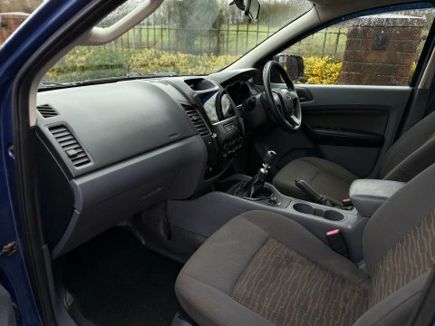 Ford Ranger 2.2 Xlt 4X4 Dcb Tdci 148 Bhp Silver #28