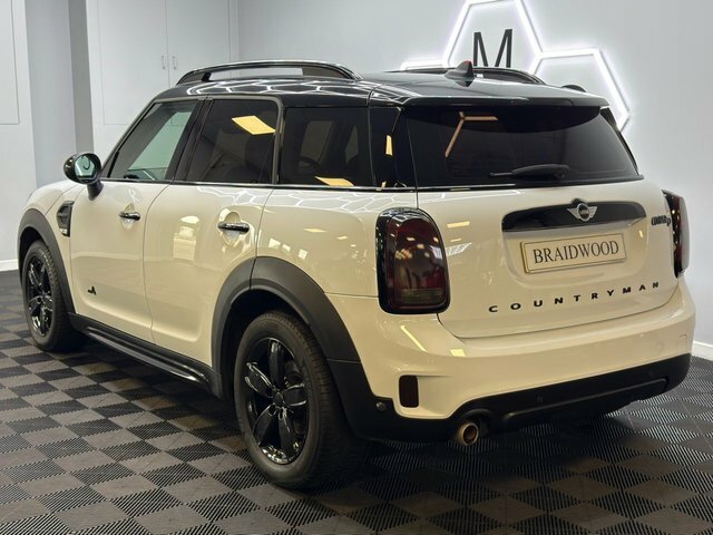 Mini Countryman Suv White #2