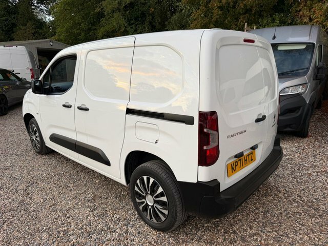 Peugeot Partner Bluehdi 1000 S Premium White #5