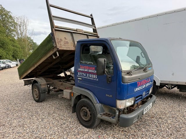 Nissan NT400 34.10 Tipper No Blue