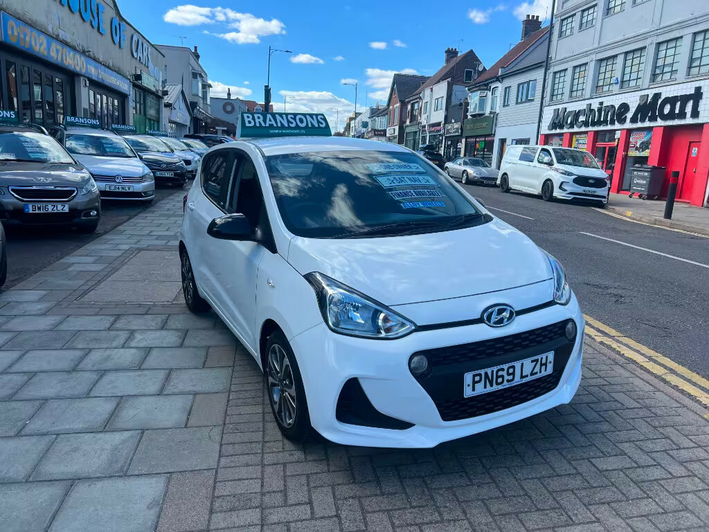 Hyundai I10 Play White #20