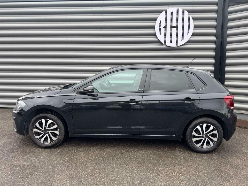 Volkswagen Polo Active Black #6