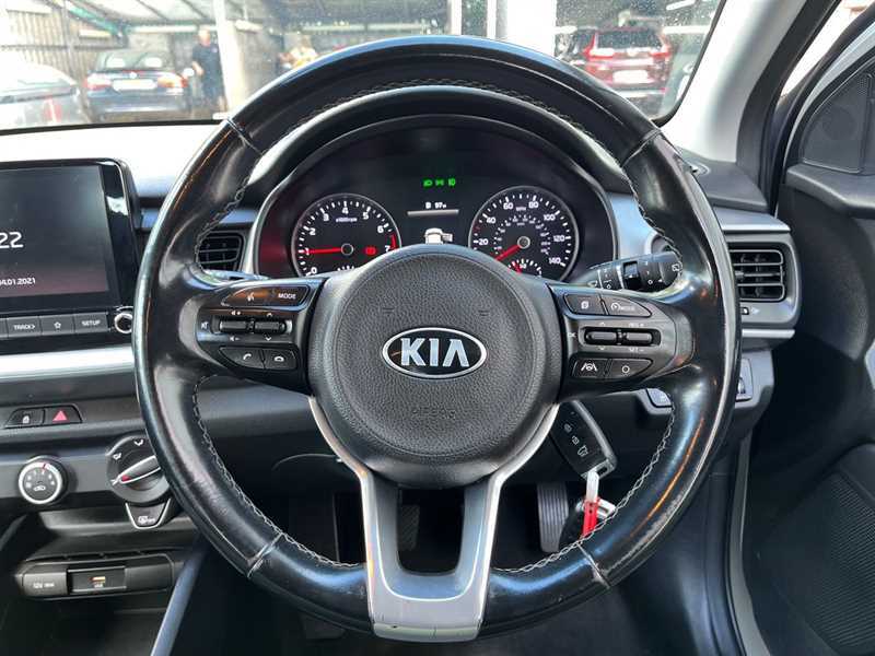 Kia Stonic 1.0T Gdi 99 2 LO70XXS White #5