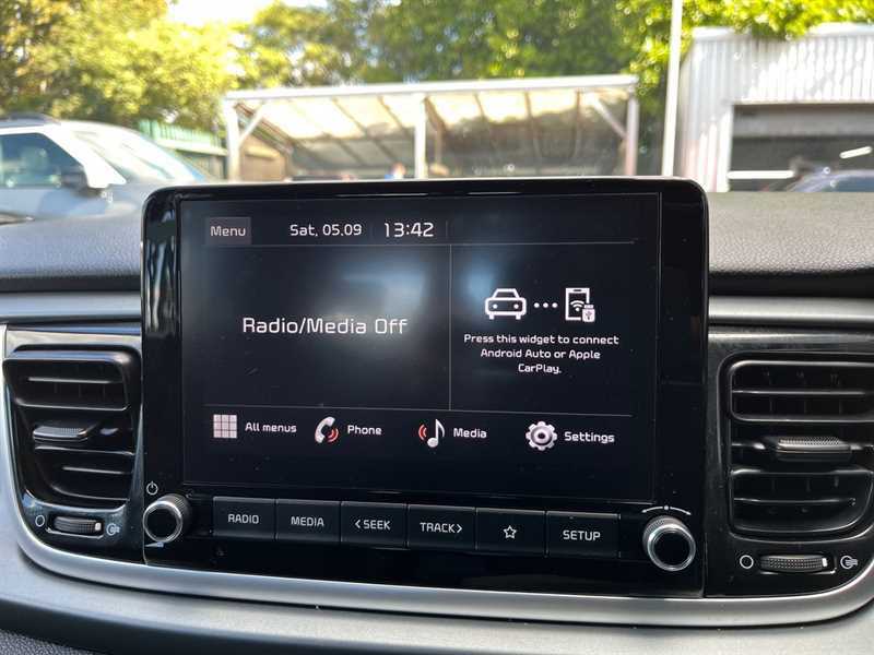 Kia RIO 1.0 T Gdi 2 Dct Black