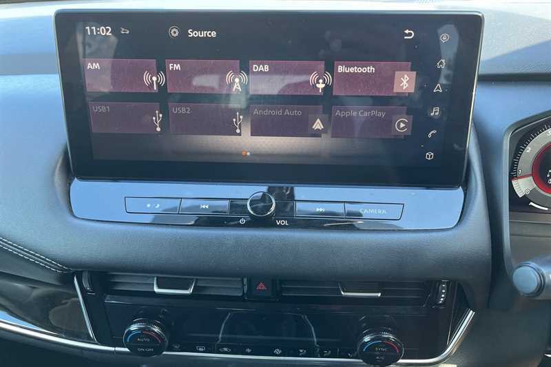 Nissan Qashqai 1.3 Dig-t Mh N-connecta Grey