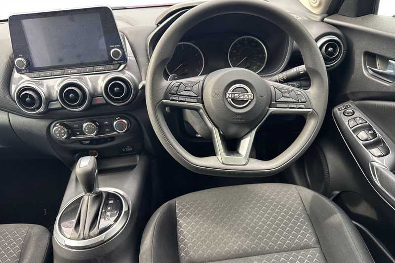 Nissan Juke 1.0 Dig-t 114 Acenta Dct DX24YAW Red #4