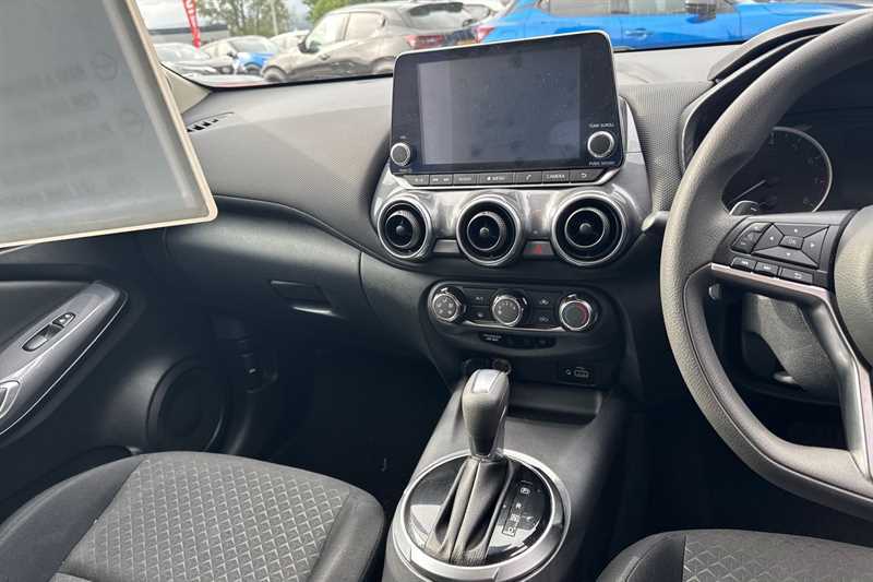Nissan Juke 1.0 Dig-t 114 Acenta Dct DX24YAW Red #6