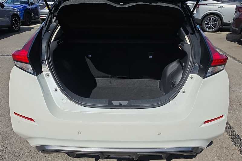 Nissan Leaf 160Kw E N-connecta 59Kwh Black #5