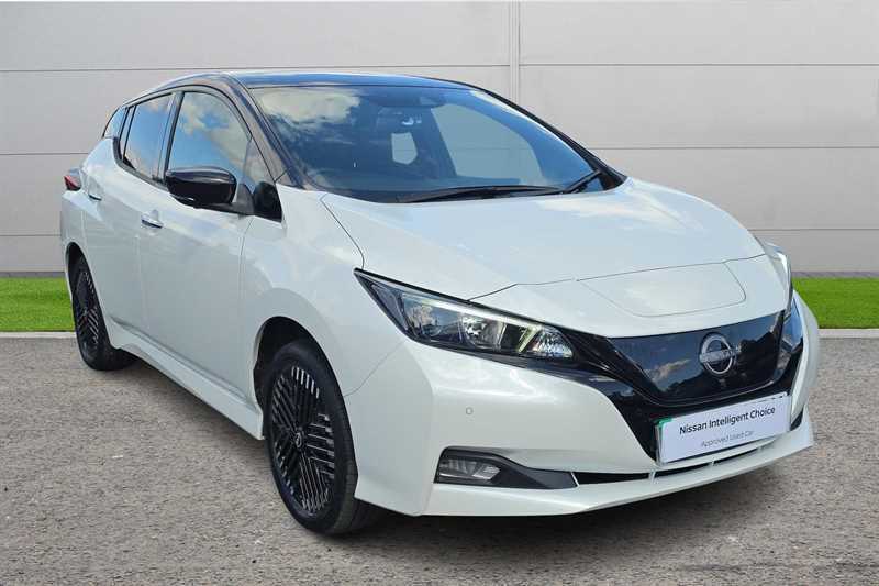 Nissan Leaf 160Kw E N-connecta 59Kwh Black