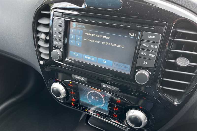 Nissan Juke 1.6 112 Bose Personal Edition BG68WHZ Blue #2