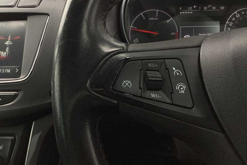 Vauxhall Zafira Design Black #8