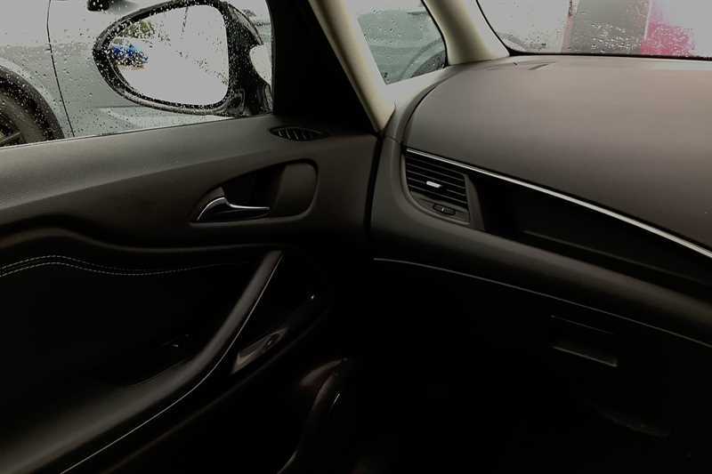Vauxhall Zafira Design Black #31