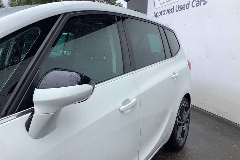 Vauxhall Zafira Design Black #37