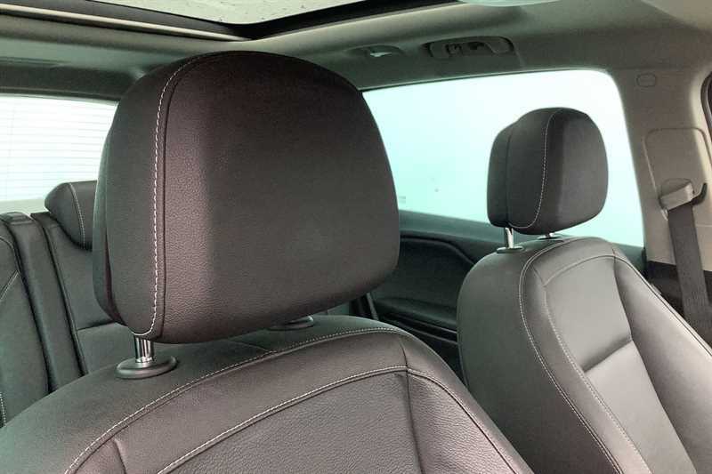 Vauxhall Zafira Design Black #15