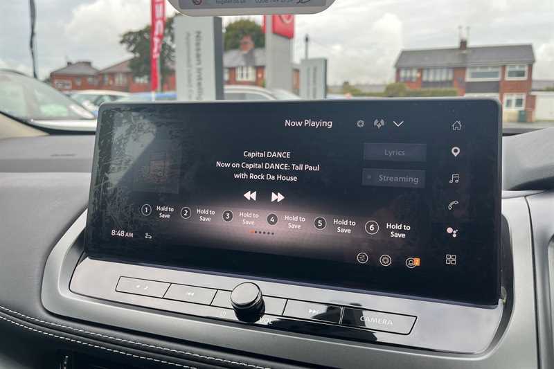 Nissan Qashqai 1.5 E-power N-connecta Red