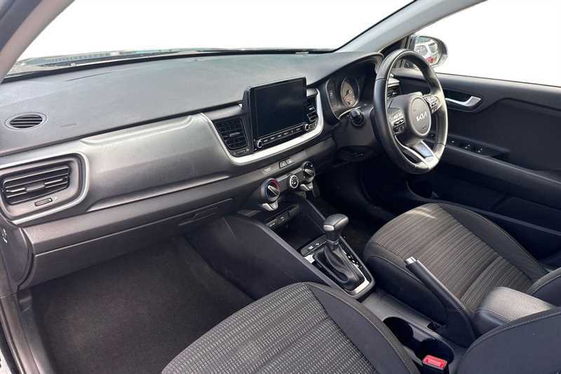 Kia Stonic 1.0T Gdi 99 2 Dct MT23DFG Black