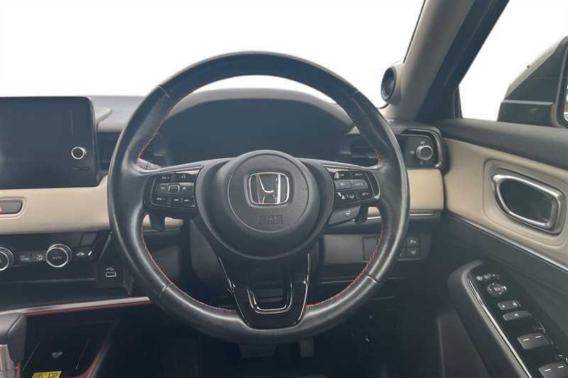 Honda Hr-V Advance Red #13