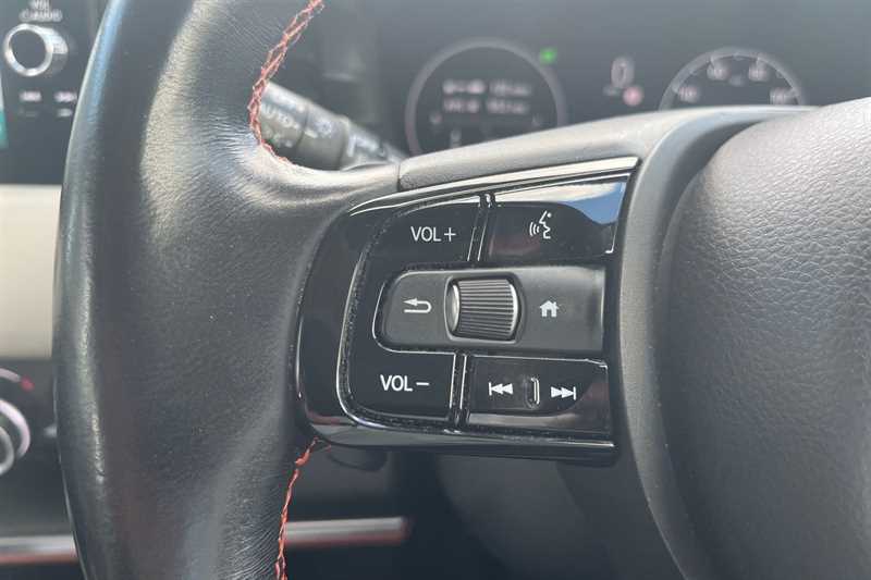 Honda Hr-V Advance Red #17