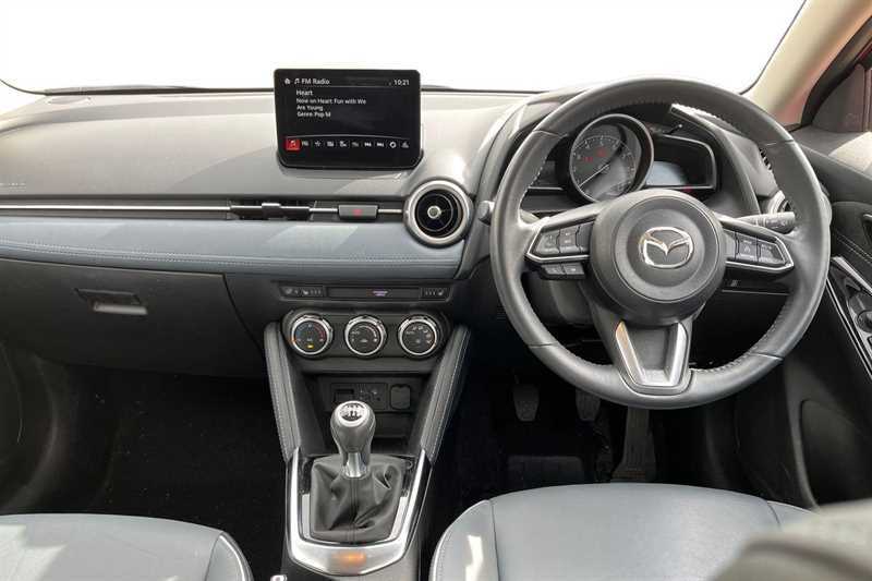 Mazda 2 1.5 E-skyactiv G Mhev Gt Sport Red #4