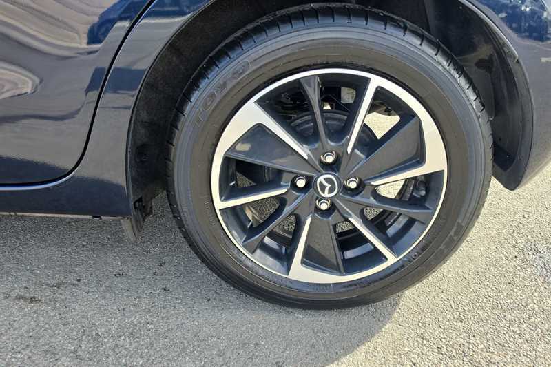 Mazda 2 1.5 E-skyactiv G Mhev Homura Blue #6