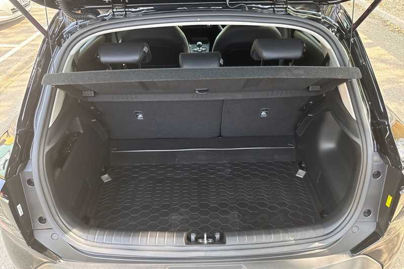 Kia Stonic Gt-line S Green #23