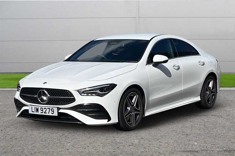Mercedes-Benz CLA Class Cla 200 Amg Line Executive Tip White