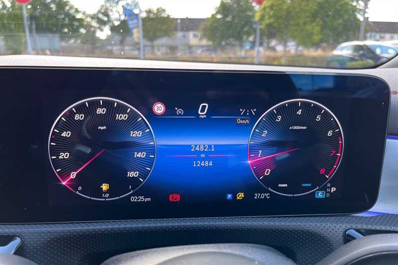 Mercedes-Benz CLA Class Cla 200 Amg Line Executive Tip EG24HUJ White #2