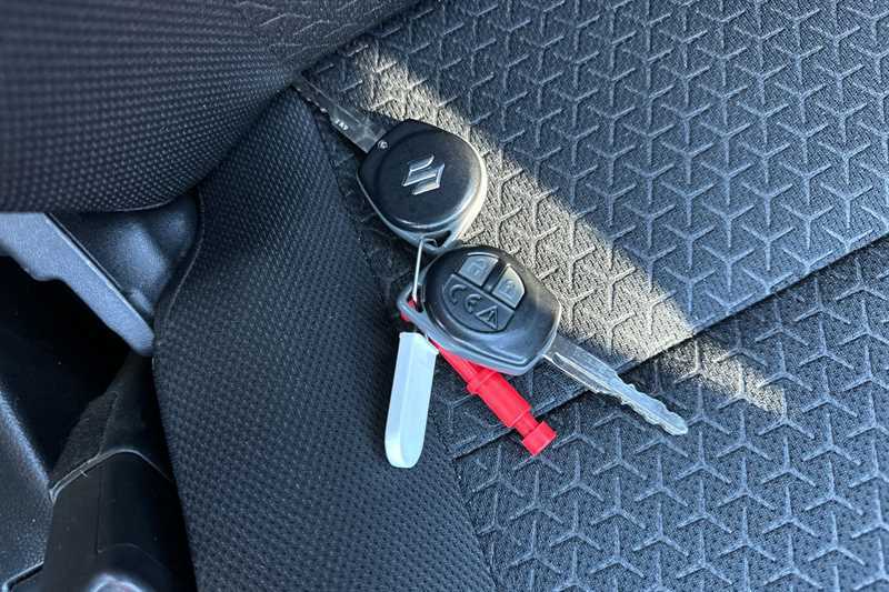 Suzuki Swift 1.2 Dualjet 83 Grey #24