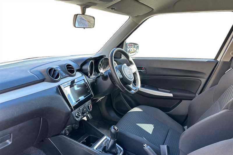 Suzuki Swift 1.2 Dualjet 83 12V Hybrid Sz-l White #2