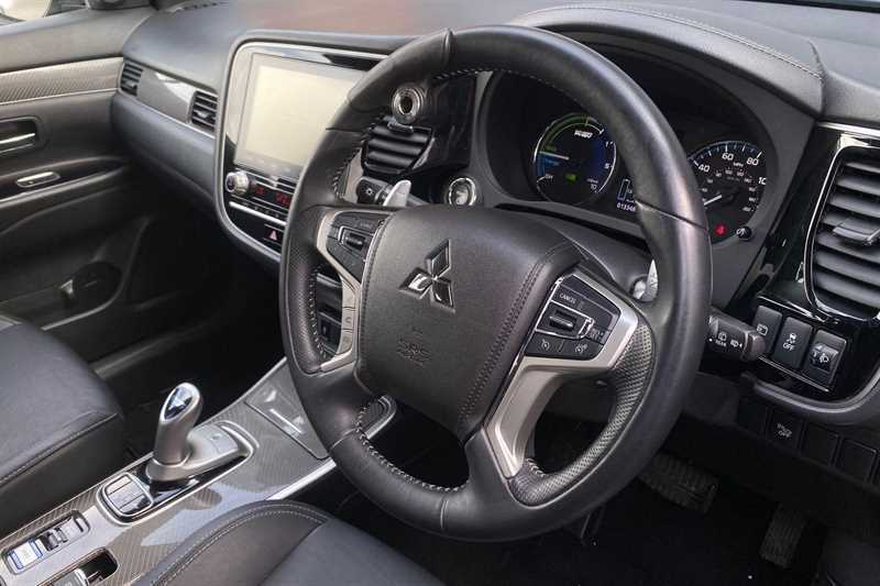 Mitsubishi Outlander Must Go This Week2.4 Phev Dynamic Safety A Silver #8