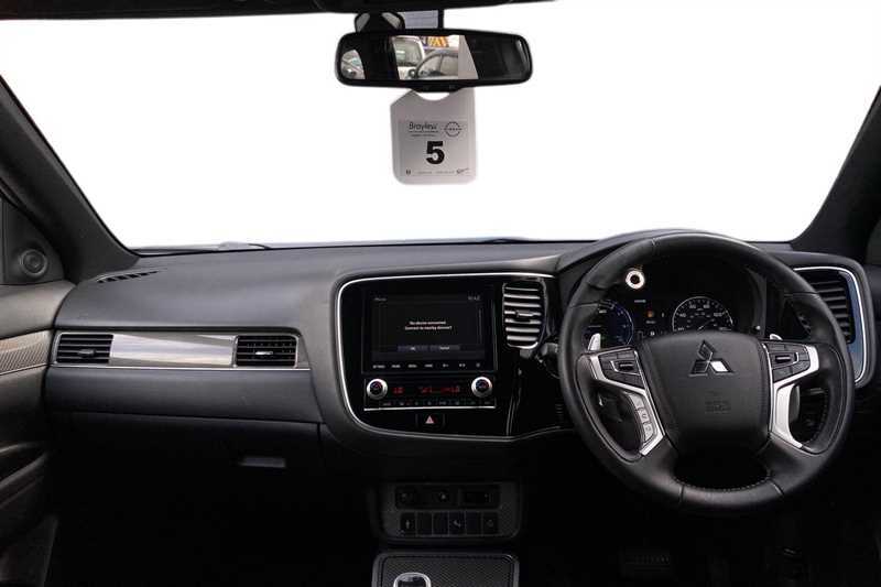 Mitsubishi Outlander Must Go This Week2.4 Phev Dynamic Safety A Silver #9