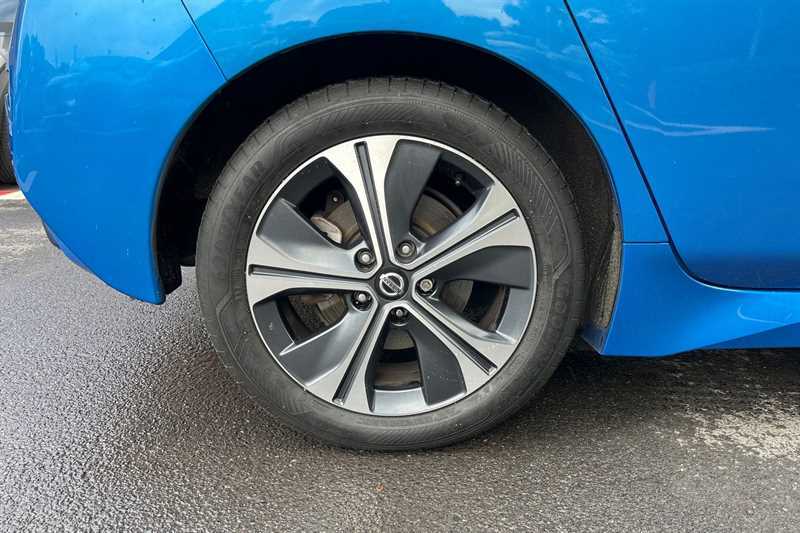 Nissan Leaf 110Kw Tekna 40Kwh Blue #6
