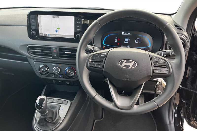 Hyundai I10 1.0 63 Advance Nav Black #4