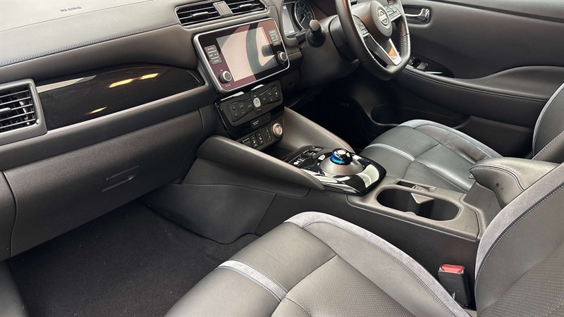 Nissan Leaf 160Kw E Tekna 59Kwh Black #2