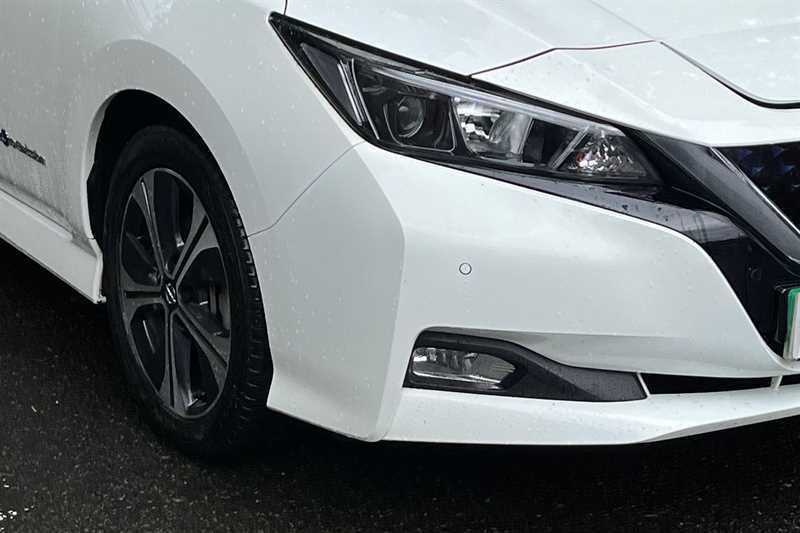 Nissan Leaf 110Kw N-connecta 40Kwh Black #42