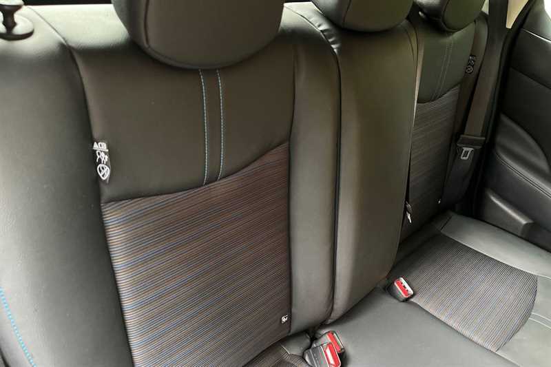 Nissan Leaf 110Kw N-connecta 40Kwh Black #19