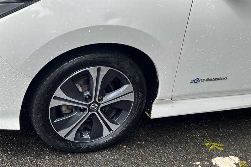 Nissan Leaf 110Kw N-connecta 40Kwh Black #47