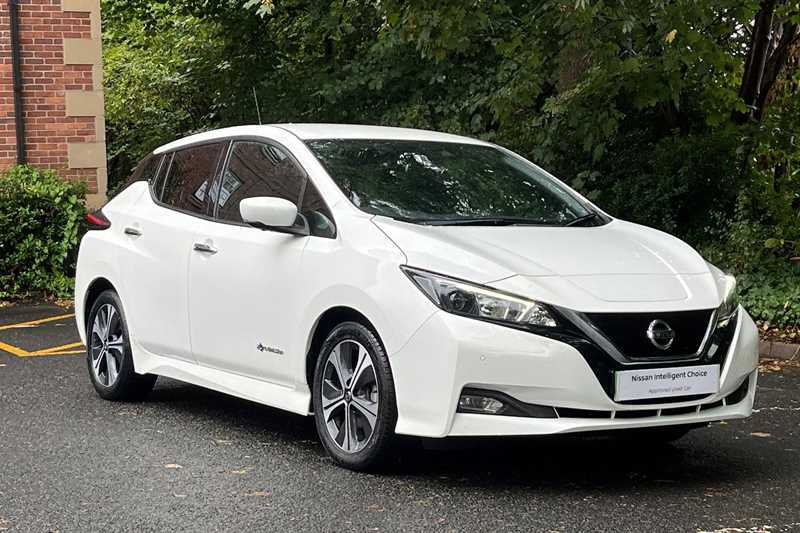 Nissan Leaf 110Kw N-connecta 40Kwh Black #21