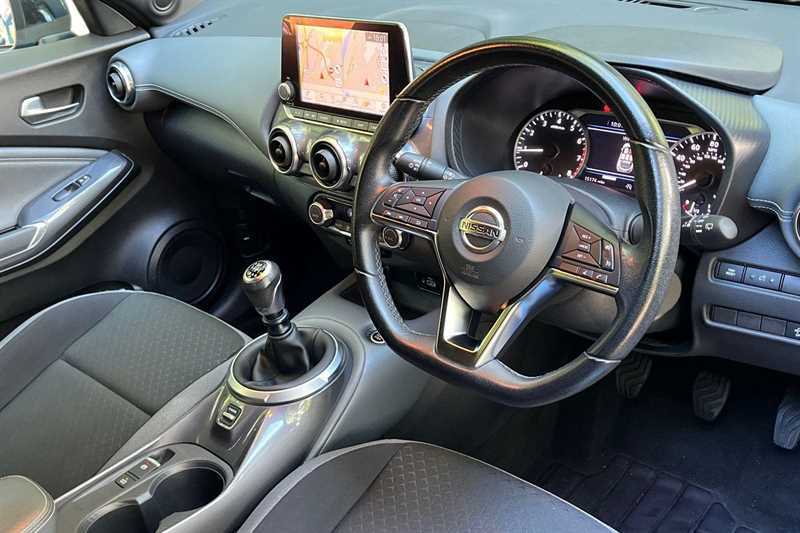 Nissan Juke 1.0 Dig-t 114 Tekna Red #8