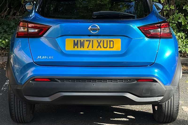 Nissan Juke 1.0 Dig-t 114 Tekna Red #25