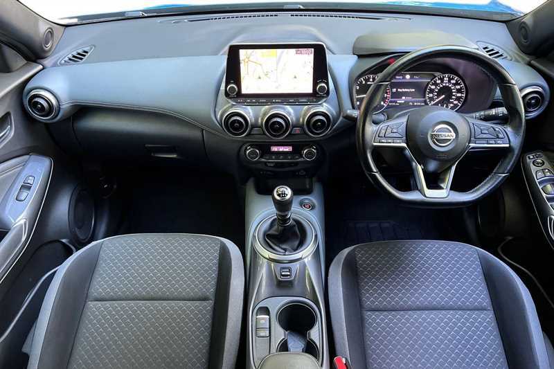 Nissan Juke 1.0 Dig-t 114 Tekna Red #9