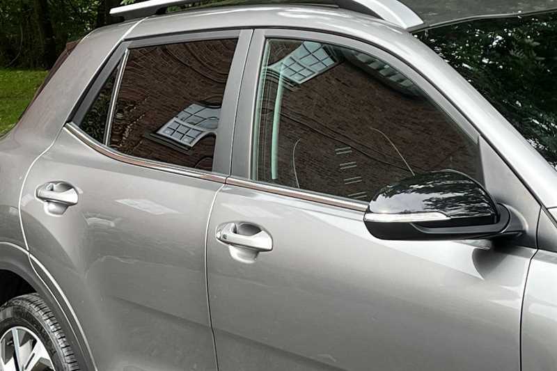 Kia Stonic 1.0T Gdi 98 Gt-line Black #46