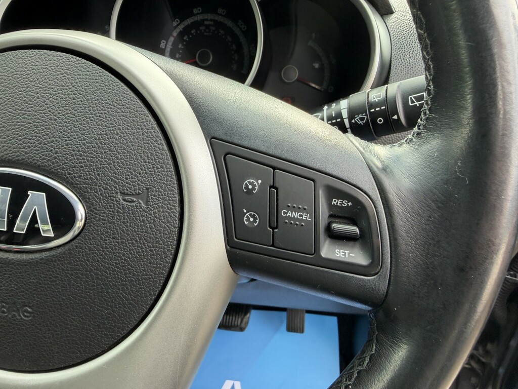 Kia Venga 1.6 4 Isg White #22