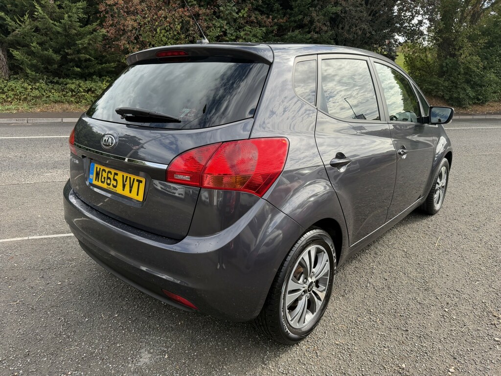 Kia Venga 1.6 4 Isg White #12
