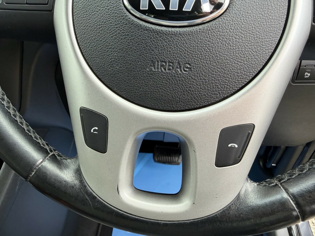 Kia Venga 1.6 4 Isg White #24