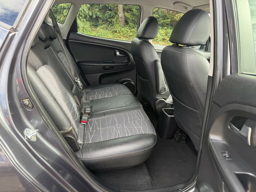 Kia Venga 1.6 4 Isg White #13