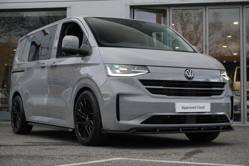 Volkswagen Transporter T32 Tdi 150 Kombi Van Commerce Pro Swb Grey