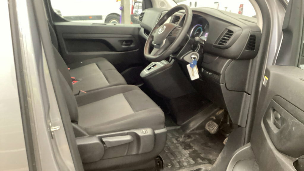 Vauxhall Vivaro Pro White #9