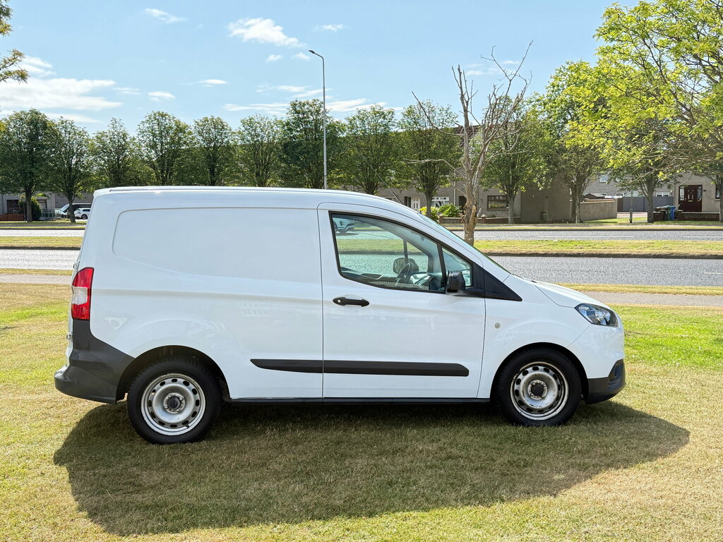 Ford Transit Courier 1.0 Ecoboost Leader Panel Van L1 White #6