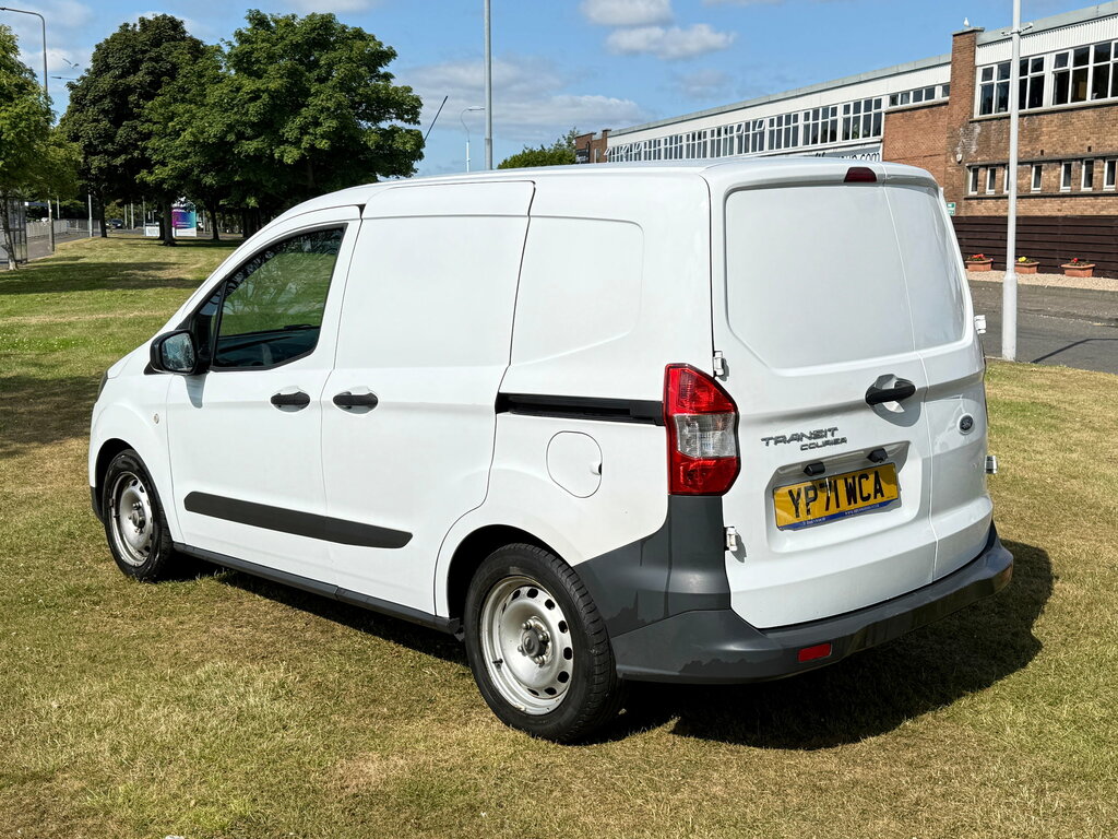 Ford Transit Courier 1.0 Ecoboost Leader Panel Van L1 White #4
